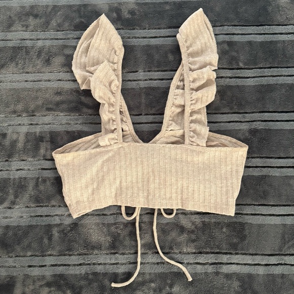Zara Ruffle Crop Top - Picture 3 of 3